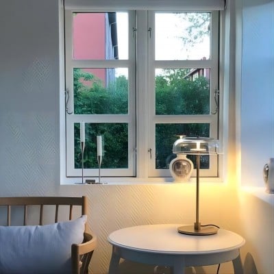 Lampe de table ronde en verre LED Blossi Lampe de table ronde en verre LED Blossi