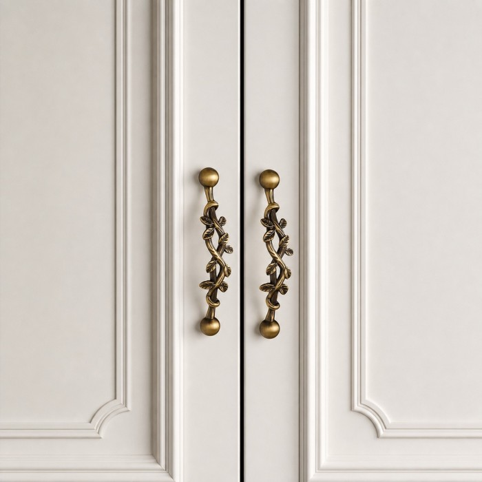 Maniglia per mobile in ottone massiccio a forma di foglia botanica HL4284