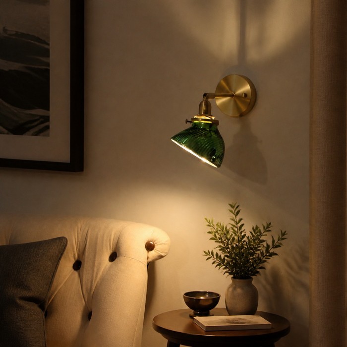 Mosiężna szklana lampa ścienna do czytania przy łóżku HL4342