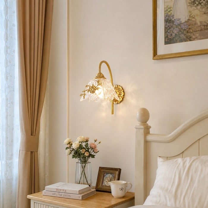 French Floral Brass Wall Sconce HL4243