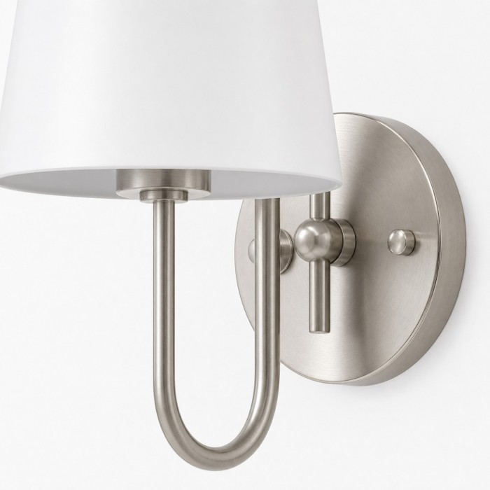 French Style Glass and Metal Wall Sconce HL4385