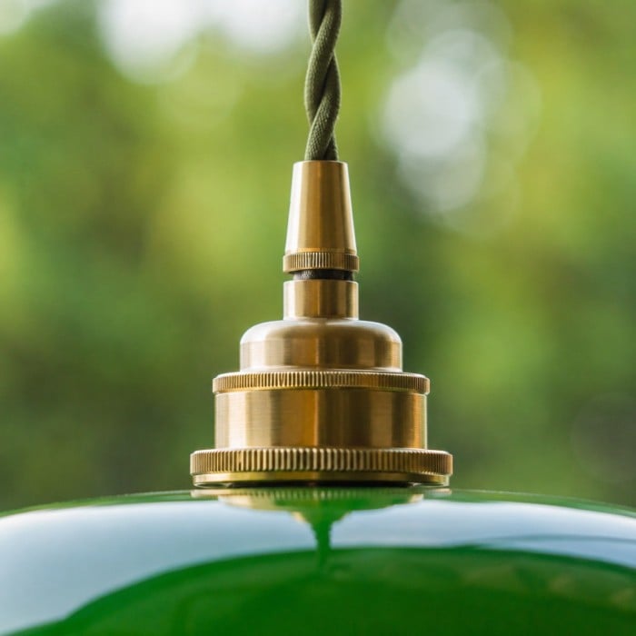 Groene glazen hanglamp met warm metalen beslag HL4509