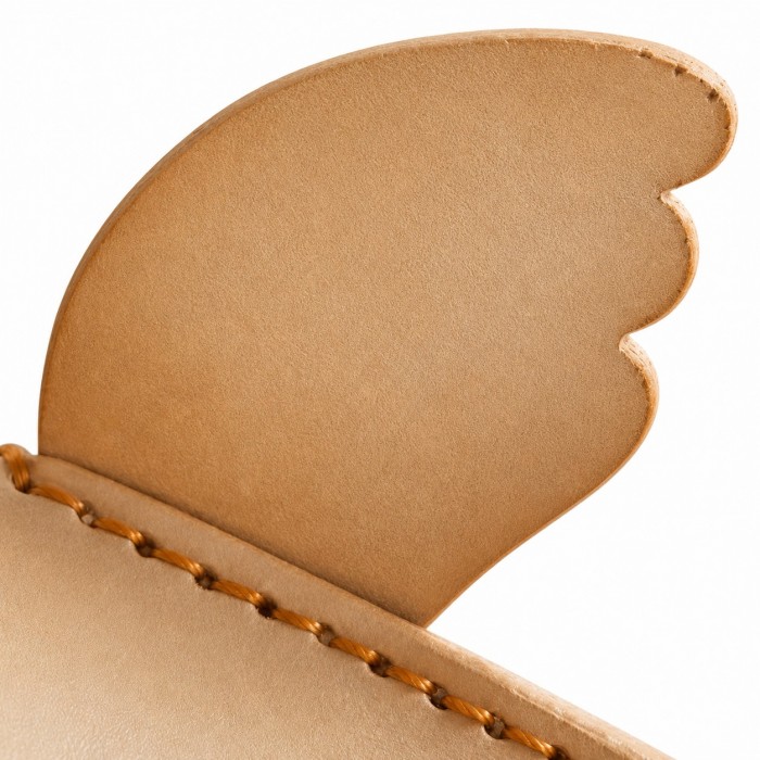 Handcrafted Piglet Leather Pendant Light HL4547