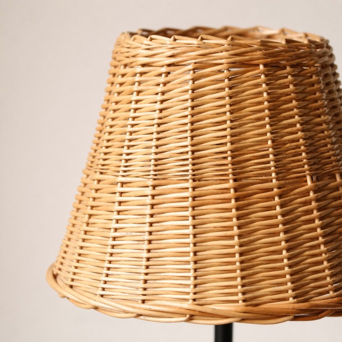 Handwoven Rattan Shade Floor Lamp for Bedroom and Living Room HL4453