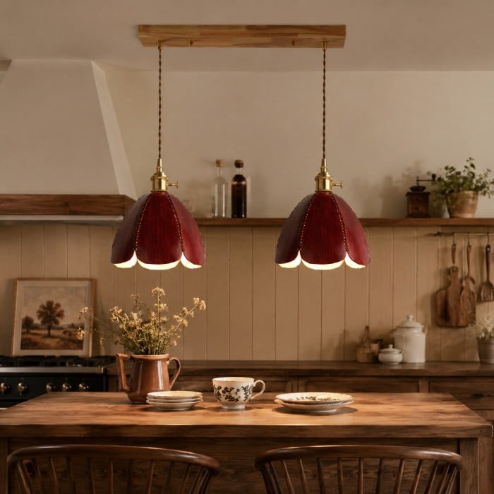 Hanglamp met leren bloemblaadjes en antiek messing beslag HL4534