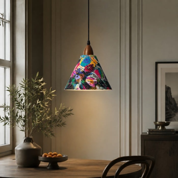 Liberty stoffen kegelvormige hanglamp met walnootkleurig hout HL4458
