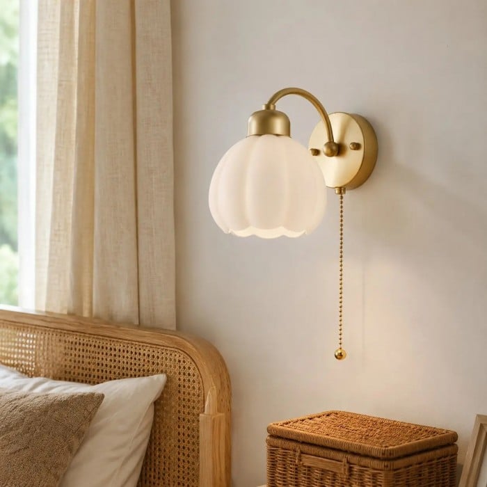 Lámpara de pared nórdica de cristal opalino con forma de flor HL4254