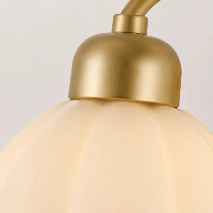Lámpara de pared nórdica de cristal opalino con forma de flor HL4254