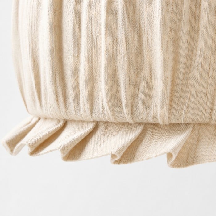Suspension en tissu plissé avec rosace en bois HL4436
