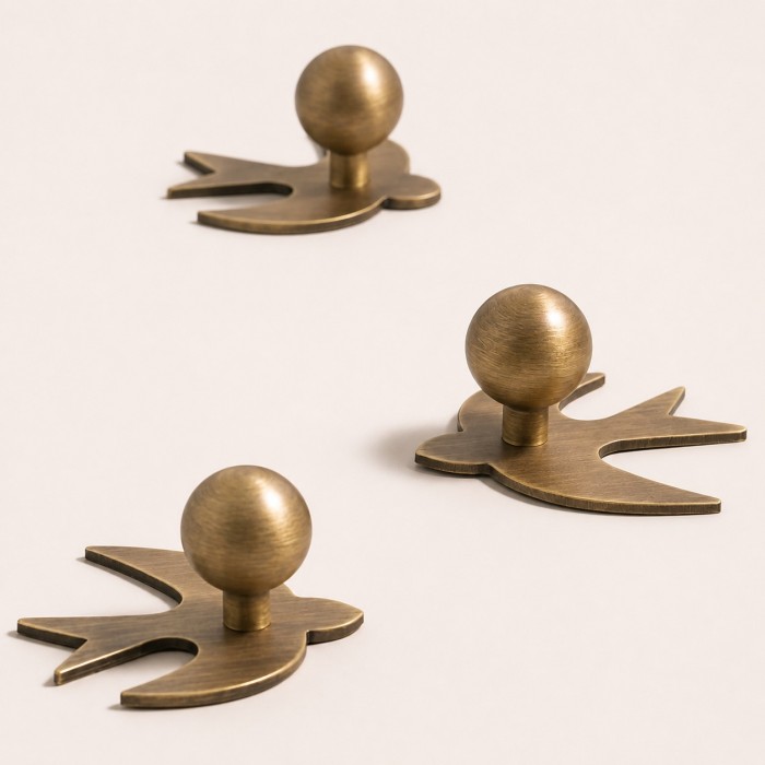 Swallow-Shaped Solid Brass Cabinet Knob HL4613