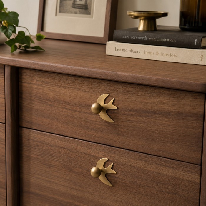Swallow-Shaped Solid Brass Cabinet Knob HL4613