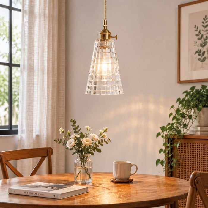 Suspension vintage en laiton avec abat-jour en verre texturé HL4391