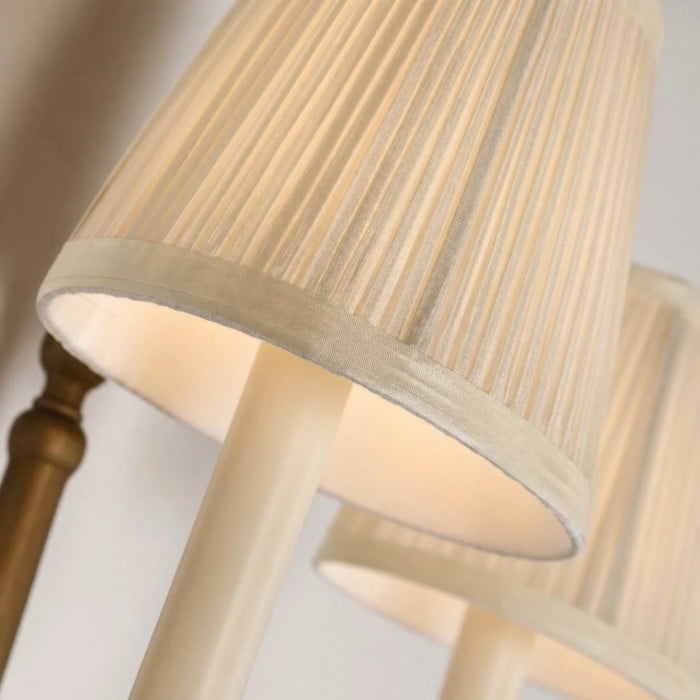 Aplique de pared doble vintage con pantallas plisadas color crema HL4294