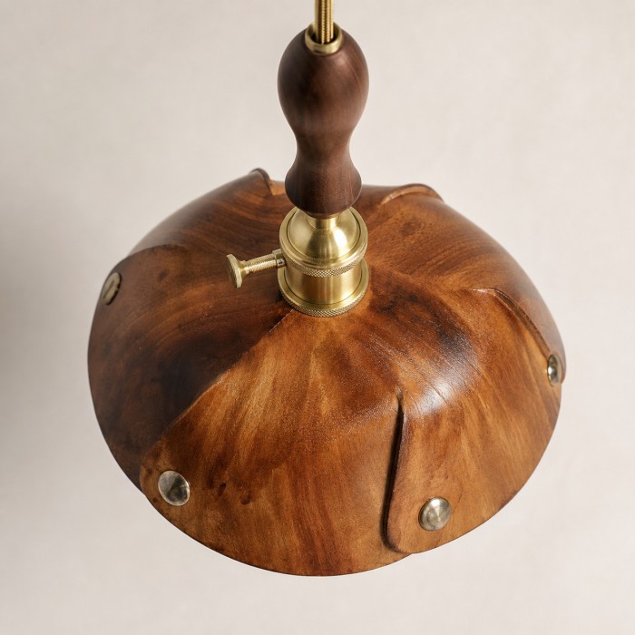 Lampada a sospensione vintage in pelle per interni rustici e accoglienti HL4568