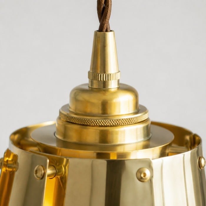 Vintage metalen hanglamp met gelaagde kap HL4520