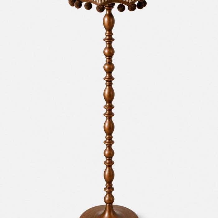 Vintage Pleated Fabric Floor Lamp with Sculpted Wood-Tone Stand HL4468
