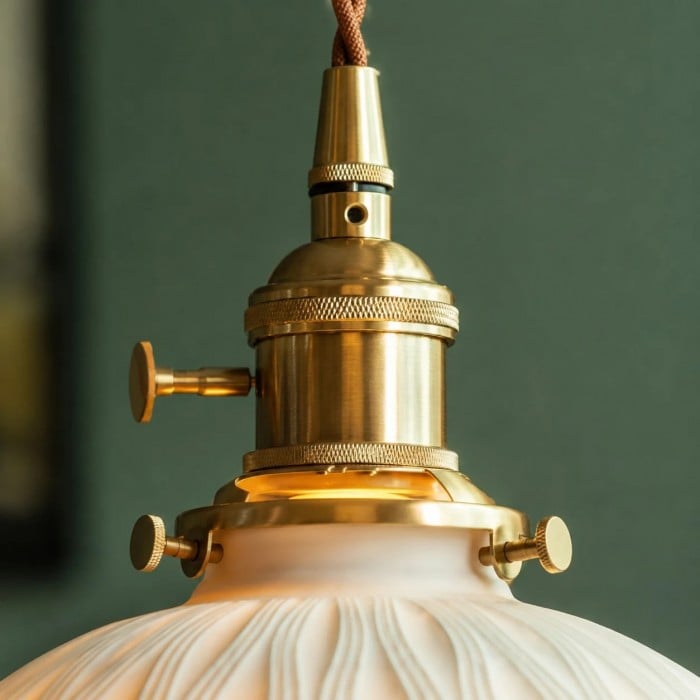 Lampada a sospensione vintage in ceramica bianca traslucida HL4522