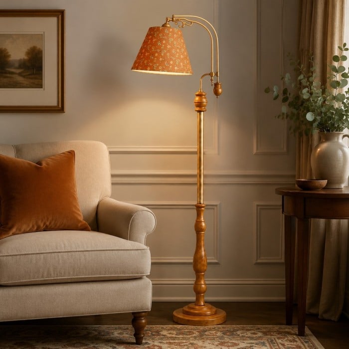 Vintage Wood and Fabric Floor Lamp HL4439