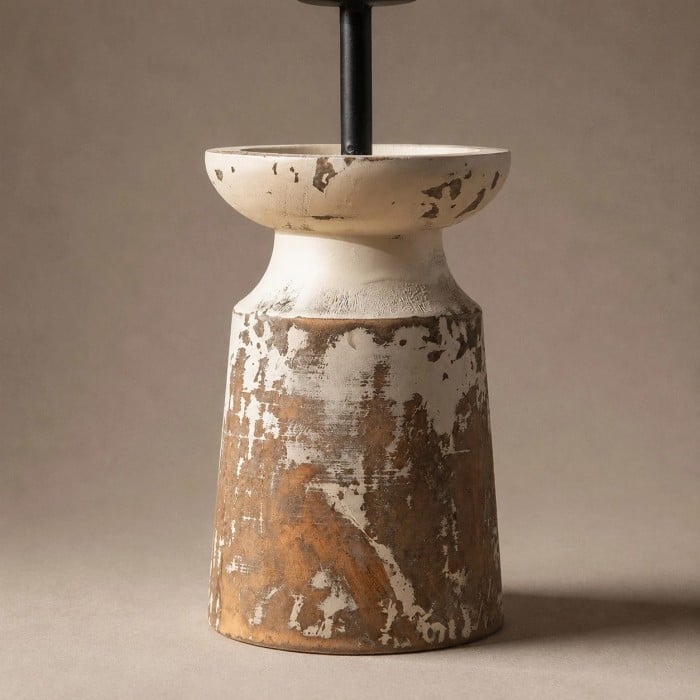 Wabi-Sabi kaarsenhouder van verweerd hout en ijzer HL4599