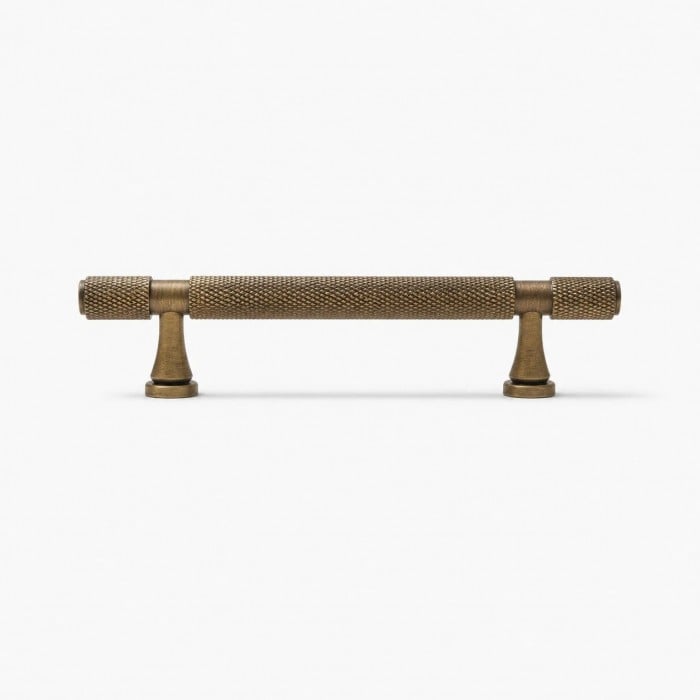 Poignée de meuble moletée en laiton antique HL4601