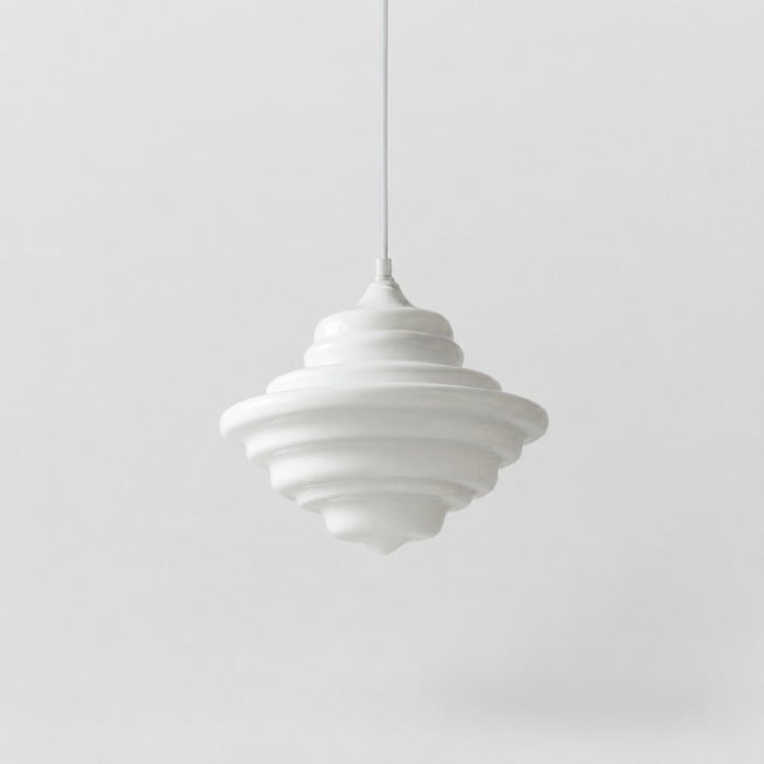 Suspension en verre blanc style spatial HL4535