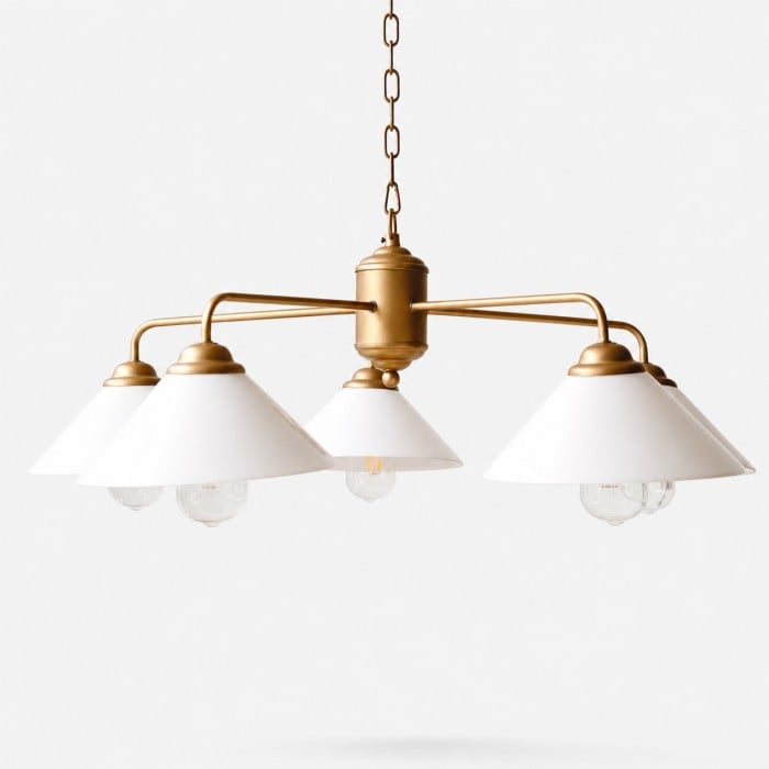 Lampadario vintage a cinque luci in vetro opalino HL4314