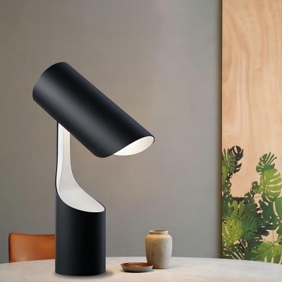 Mutatio Iconic Black Table Lamp Mutatio Iconic Black Table Lamp