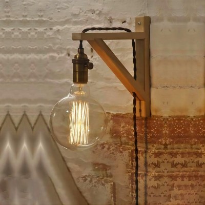 Minimalistisk vägglampa med träbur HL56 Minimalistisk vägglampa med träbur HL56
