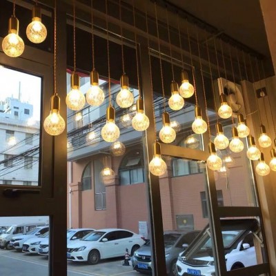 kristallkula taklampa