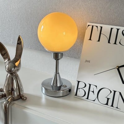 Candy Balls Modern Bauhaus Glass Table Lamp HL98 Candy Balls Modern Bauhaus Glass Table Lamp HL98
