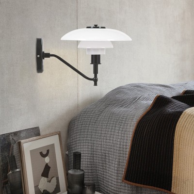 Klassisk opalglas utomhusvägglampa i Multi Shade System Klassisk opalglas utomhusvägglampa i Multi Shade System