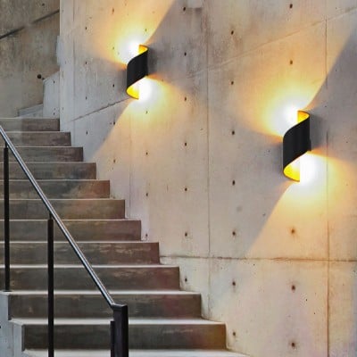 Modern Curl Twisted LED Wall Light HL698