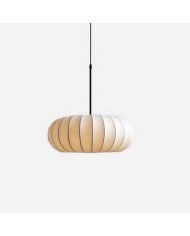 Prosta lampa wisząca Wabi-sabi z białej tkaniny Prosta lampa wisząca Wabi-sabi z białej tkaniny