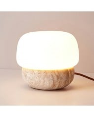 Nowoczesna kreatywna metalowa kulista lampa stołowa do pokoju dziecięcego HL815