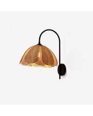 Lámpara de pared de metal con forma de cubo rojo HL792