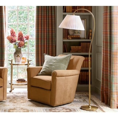 Luvora Pleated Shade Floor Lamp - Adjustable Linen Light in Farmhouse Style HL1596 Luvora Pleated Shade Floor Lamp - Adjustable Linen Light in Farmhouse Style HL1596