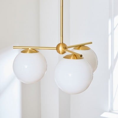 Alessora messing melkglas kroonluchters - ideaal voor overdekte buitenruimtes HL1472