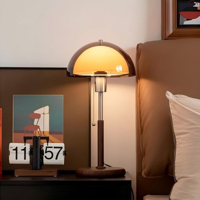 Vintage-Tischleuchte in Pilzform aus Acryl – Holzsockel und Zugmechanismus HL1837