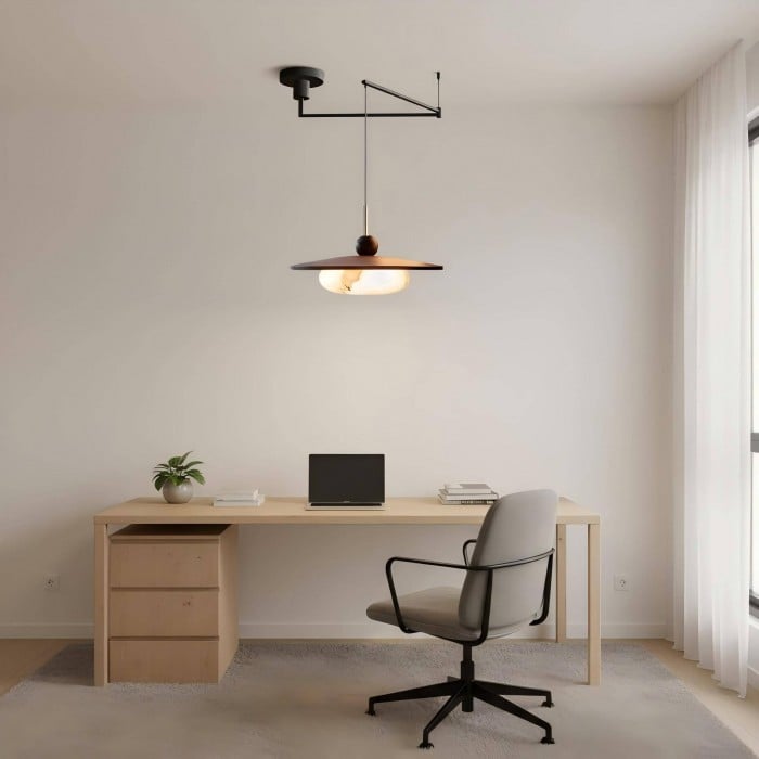 Modern svängarmshängelampa i trä med skiva HL1057