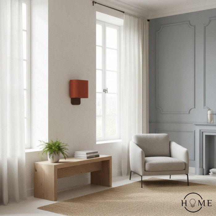 Elegancka lampa ścienna Nolvara z miękkim kloszem i metalowym ramieniem HL1432