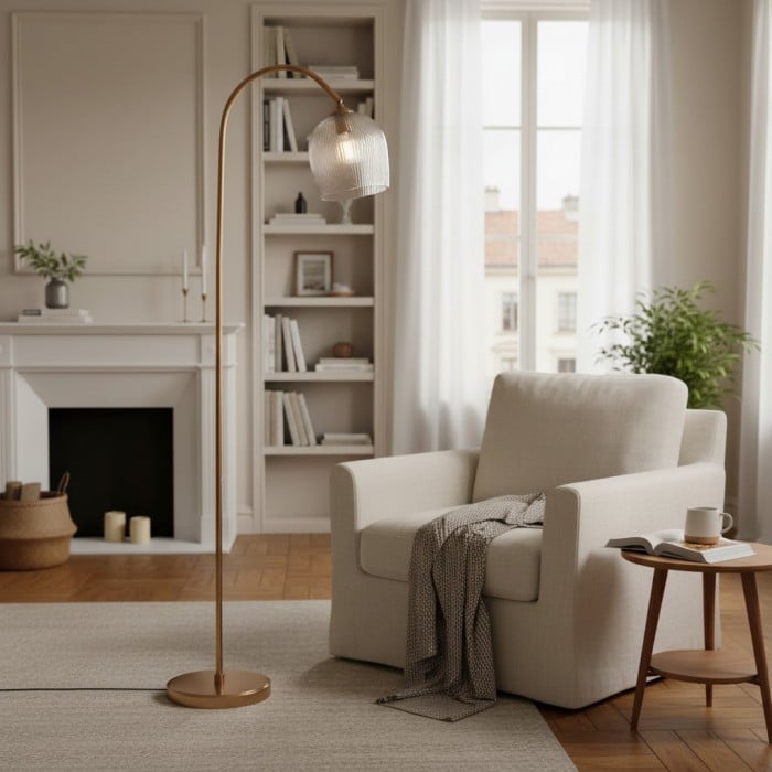 Lampadaire Brazara avec abat-jour en verre ajustable et pied en métal courbé pour espaces de vie HL2091