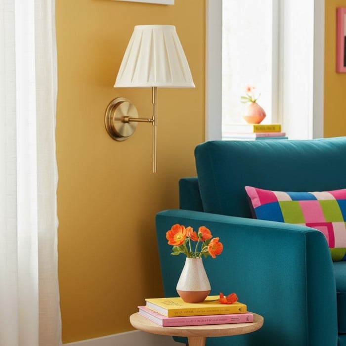 Applique murale Cremaris en métal avec abat-jour en tissu - Applique intemporelle pour éclairage intérieur HL2216