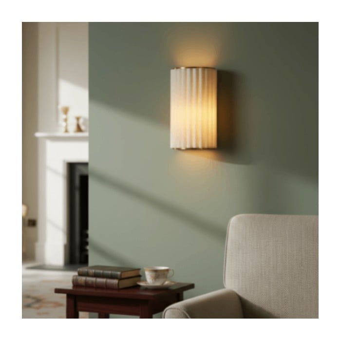 Applique murale festonnée Duova - Laiton antique et tissu en lin, idéale pour le salon et la chambre HL1909