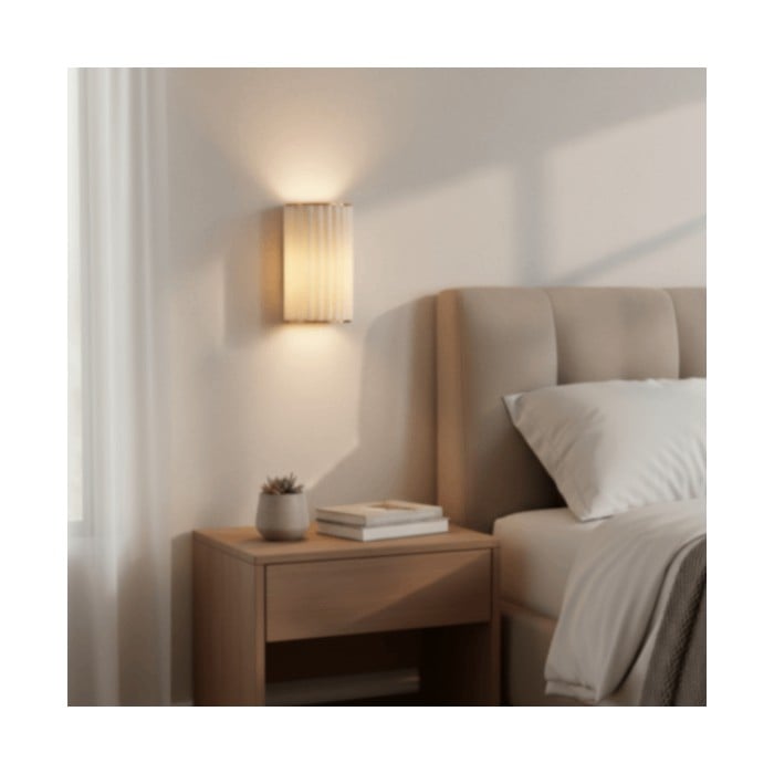 Applique murale festonnée Duova - Laiton antique et tissu en lin, idéale pour le salon et la chambre HL1909