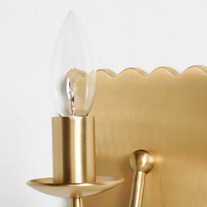 Modo Decorative Wall Light - Modern Wavy Metal Wall Sconce for Bedrooms and Hallways HL1890