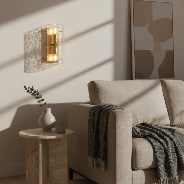 Agencement mural moderne Panellux - Panneau en verre texturé organique aspect laiton vintage pour couloir HL2142