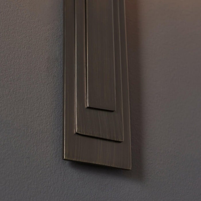 Linexis Vintage-Inspired Wall Sconce with Sculpted Arm Design - Modern Art Deco Style for Hallways & Bedrooms HL2162