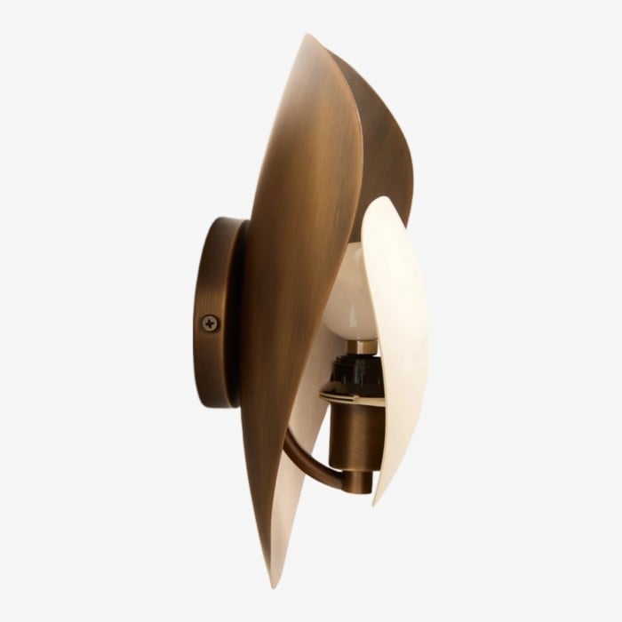 Lampada da parete artistica Shella - Design con paralume a forma di petalo per camera da letto o corridoio HL1885