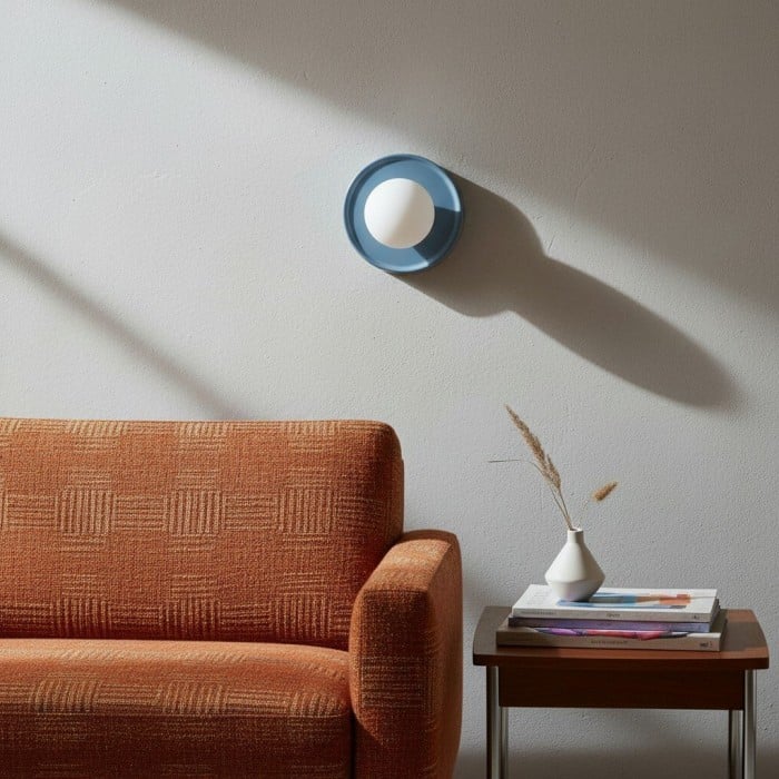 Aplique de pared redondo de vidrio Solna con base de cerámica: iluminación minimalista para dormitorio o pasillo HL1932