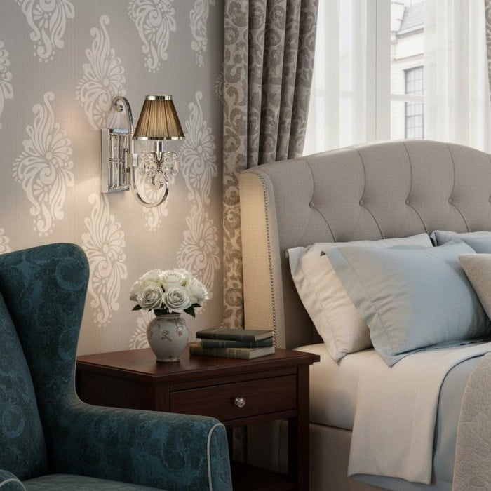 Applique da parete in cristallo di lusso Talonis - Struttura con finitura cromata per camere da letto e arredamento per la casa